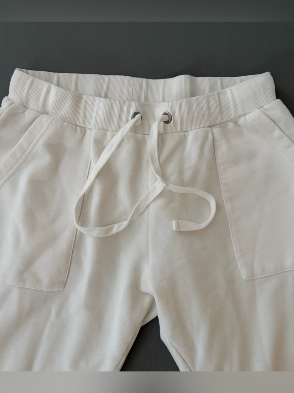 Driftwood Women’s Pants Floral Embroidered Joggers Sweatpants White size Medium - Picture 2 of 14